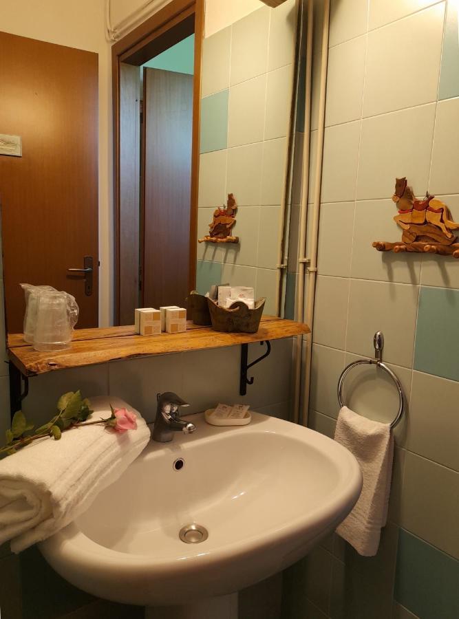 Ca' Tomassino Holiday Apartments Urbino Kültér fotó